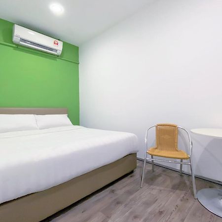 ג'ורג' טאון Spot On 90123 Rainbow Guest House מראה חיצוני תמונה